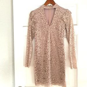 Express Lace party dress in Nude color